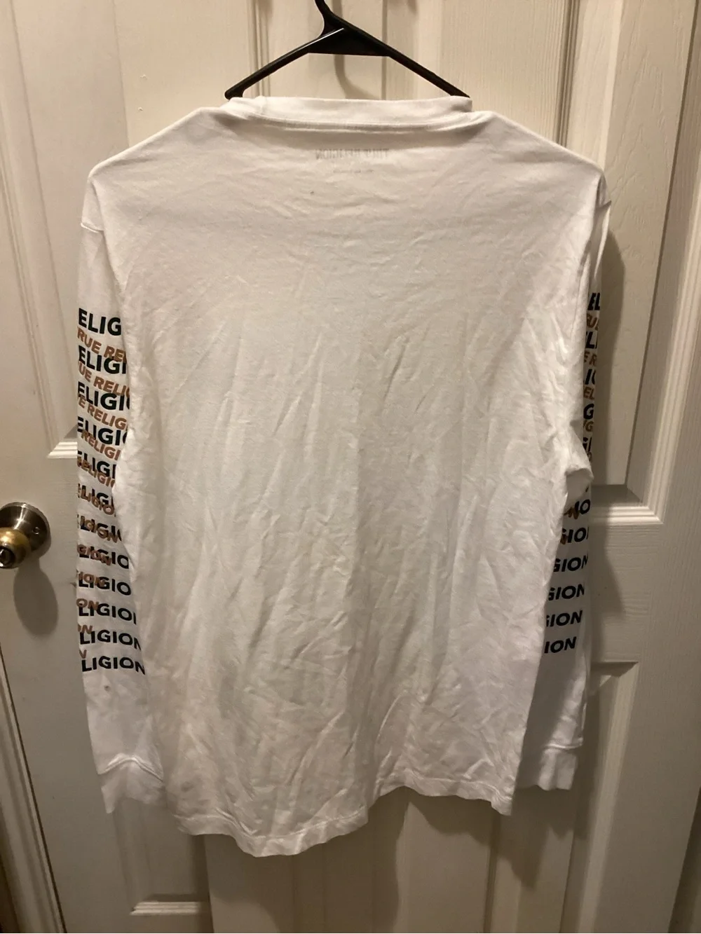 True Religion White Long-Sleeve Logo Tee with Sleeve Script